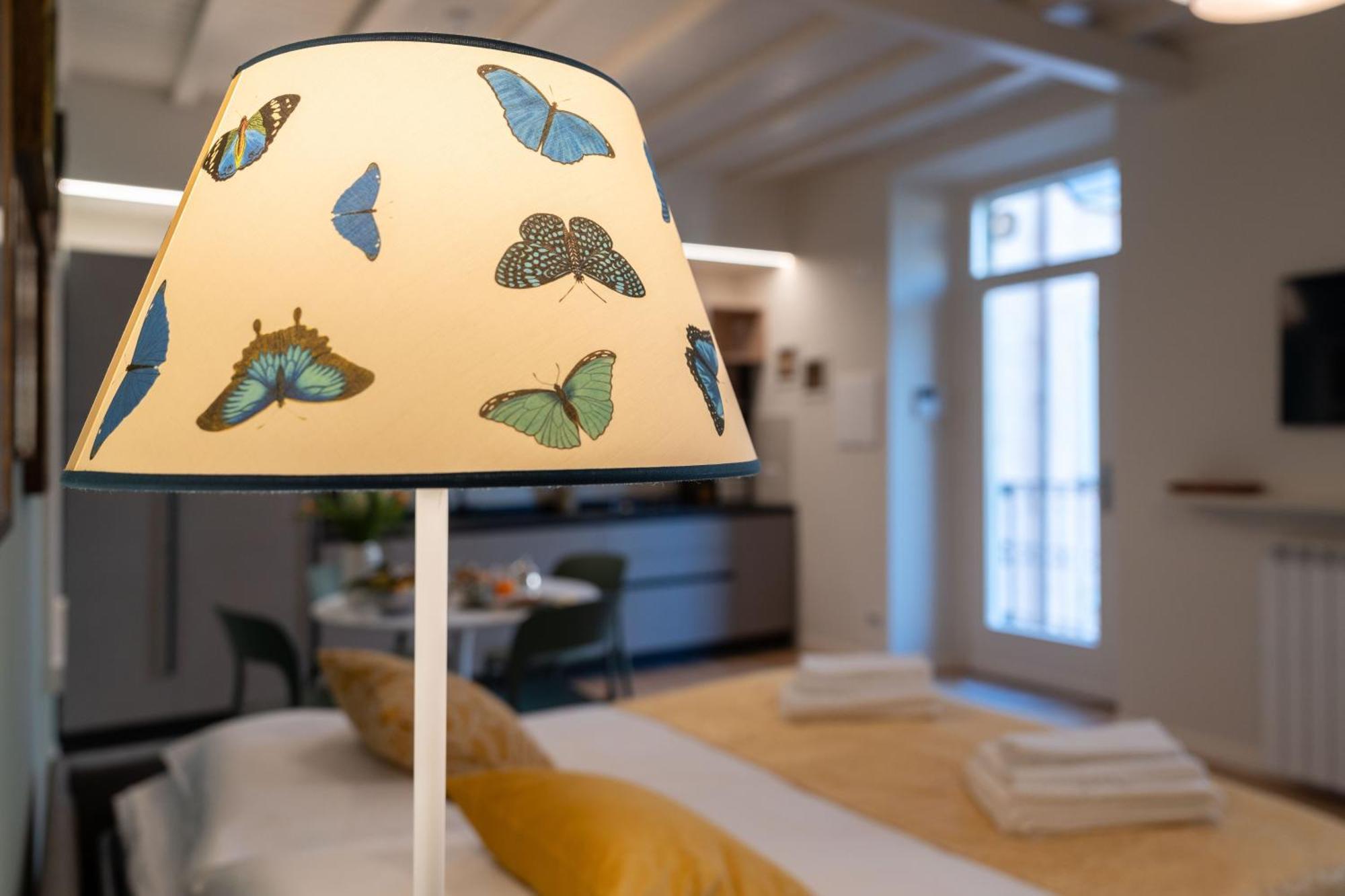 La Farfalla Blu - Boutique Apartment 贝尔加莫 外观 照片