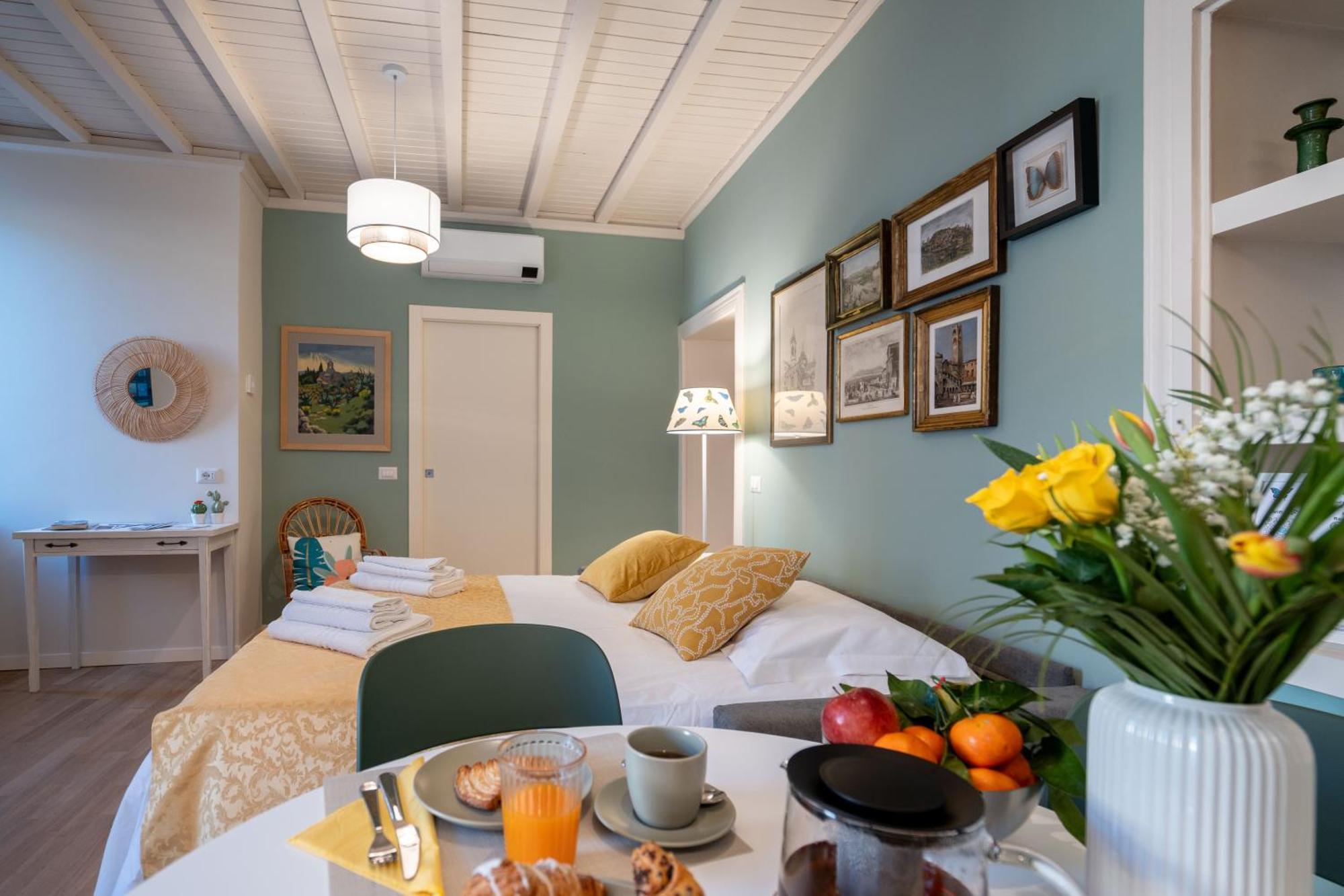 La Farfalla Blu - Boutique Apartment 贝尔加莫 外观 照片