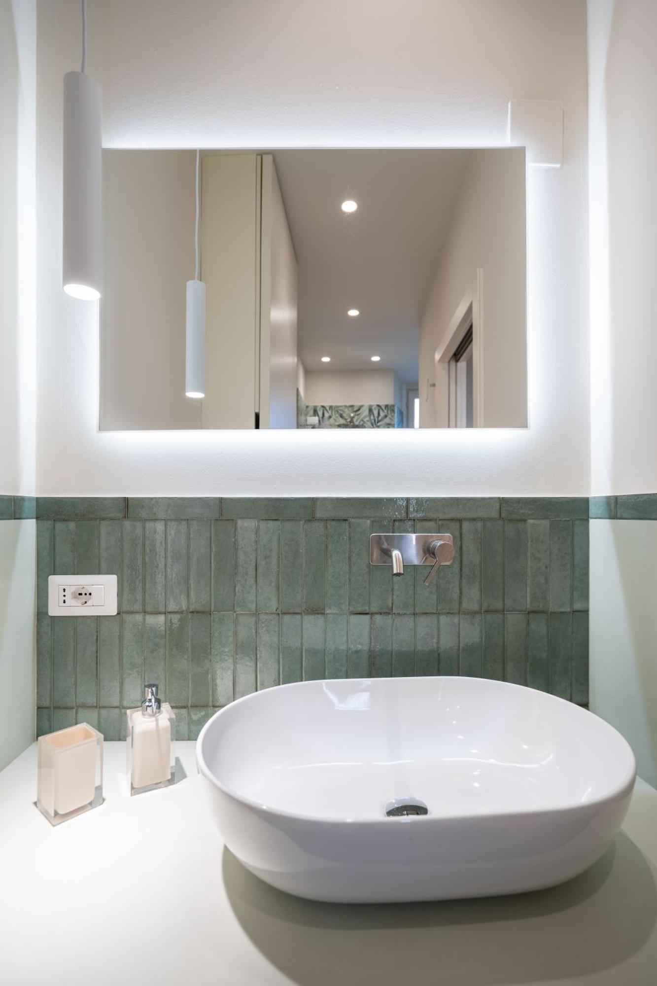 La Farfalla Blu - Boutique Apartment 贝尔加莫 外观 照片